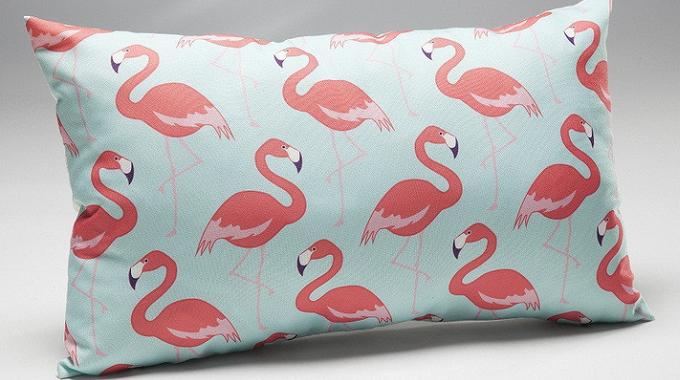 miętowa poduszka we flamingi Kare Design