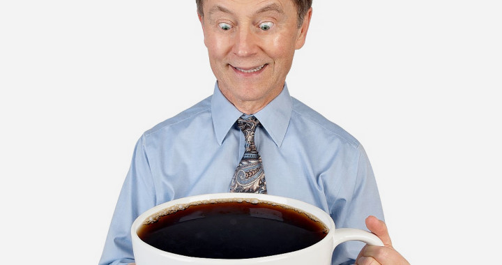 gigantyczna filiżanka do kawy