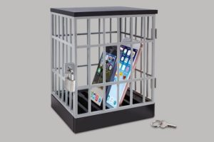 wiezienie dla smartfona