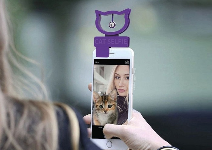 nakładka na telefon do selfie z kotem