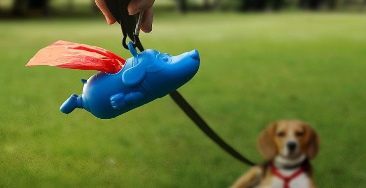 pojemnik-z-woreczkami-na-psie-odchody